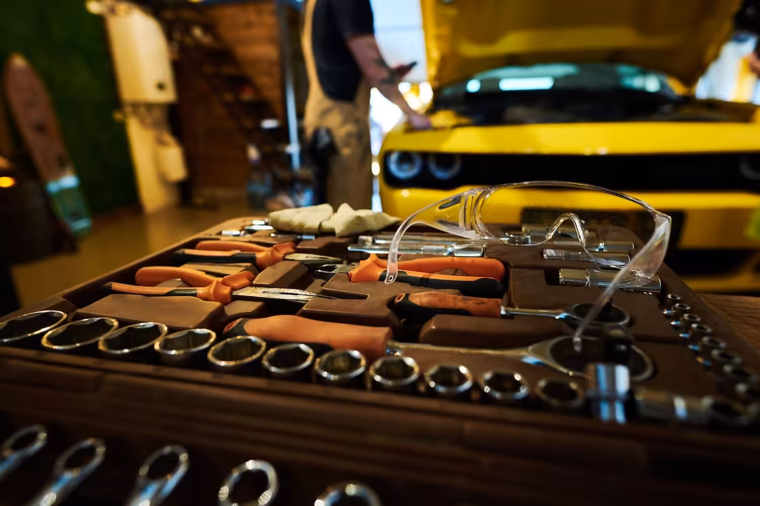 What Basic Construction Tools Should a Homeowner Have?